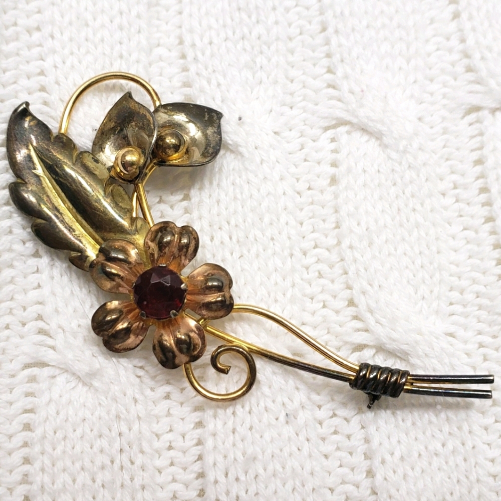 Floral Art Nouveau Brooch
